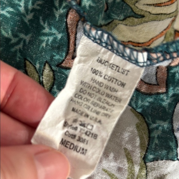 BUCKETLIST Floral Green and Orange Blouse size M - Picture 6 of 6